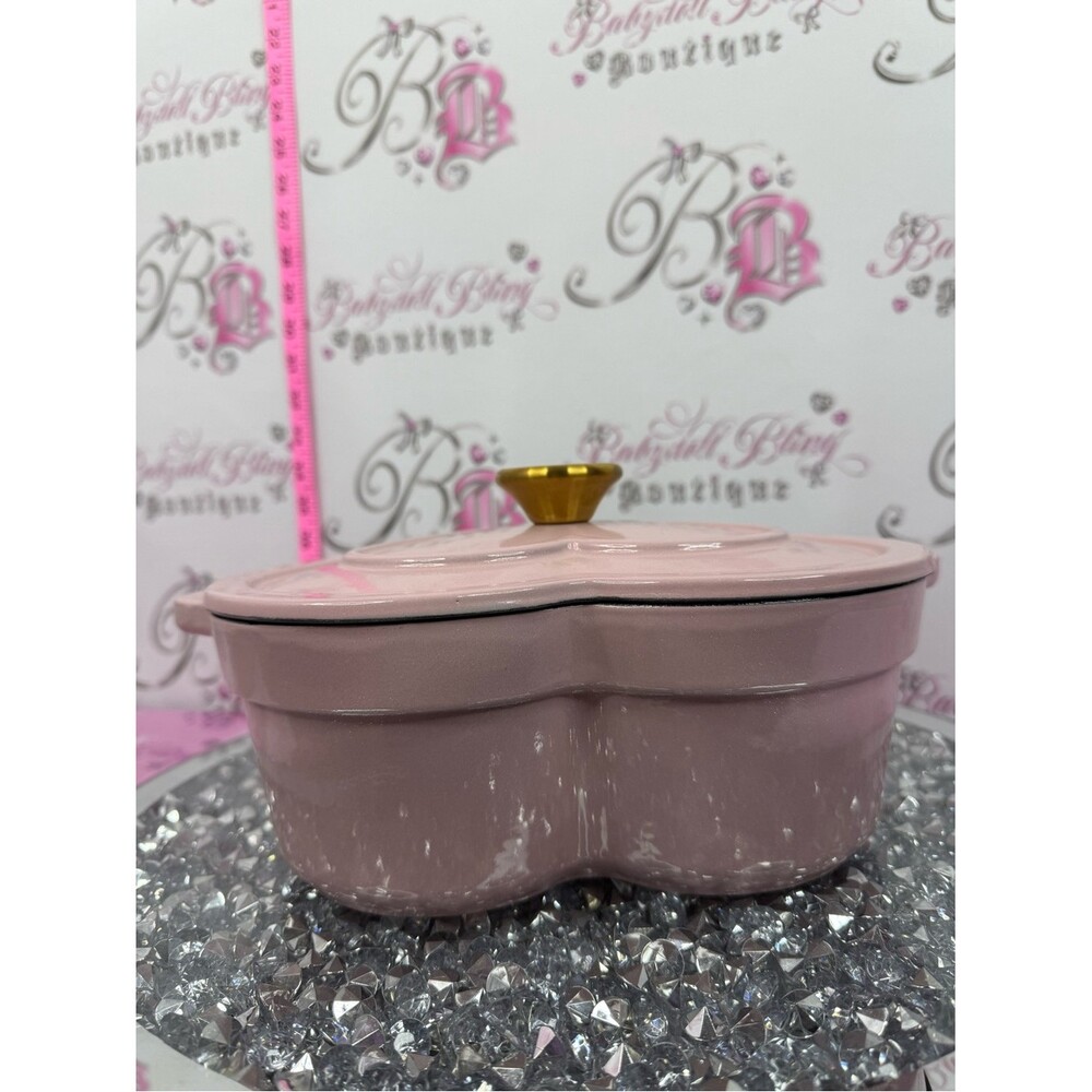 3 pots pans heart shape cast iron Pink Heart-Shaped Cookware Set lids gold knob - Picture 5 of 12